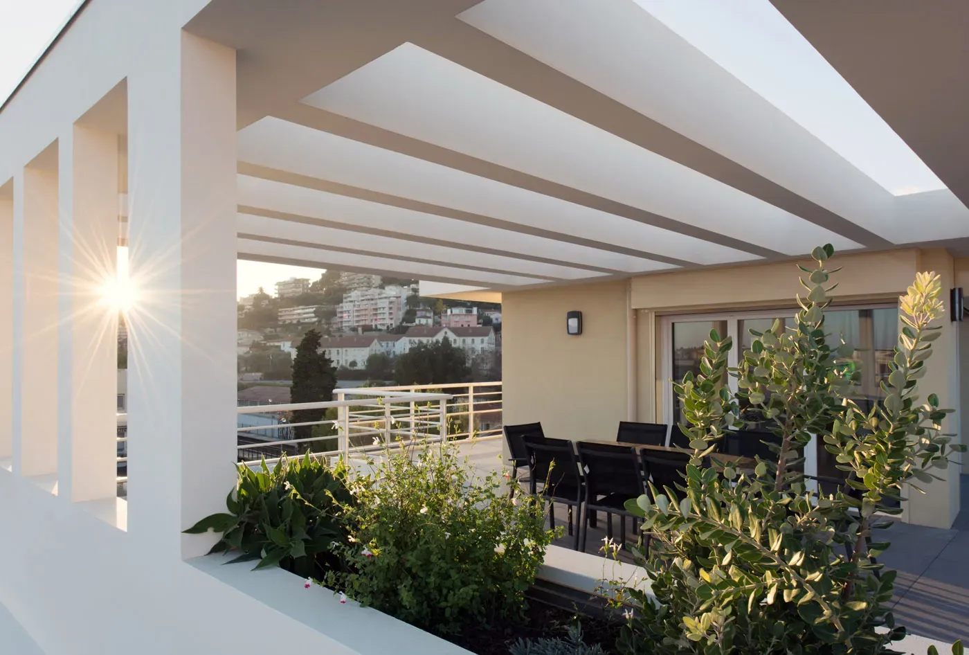 Riviera_Rhapsody (2)